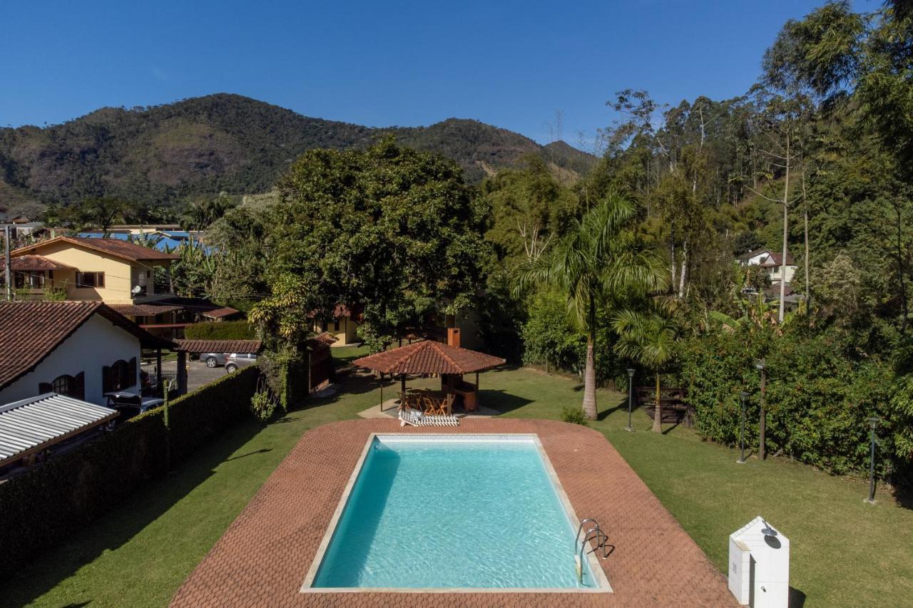 Holiday home Rio Vista: Casa Familiar Com Piscina E Acesso Privativo Ao Rio