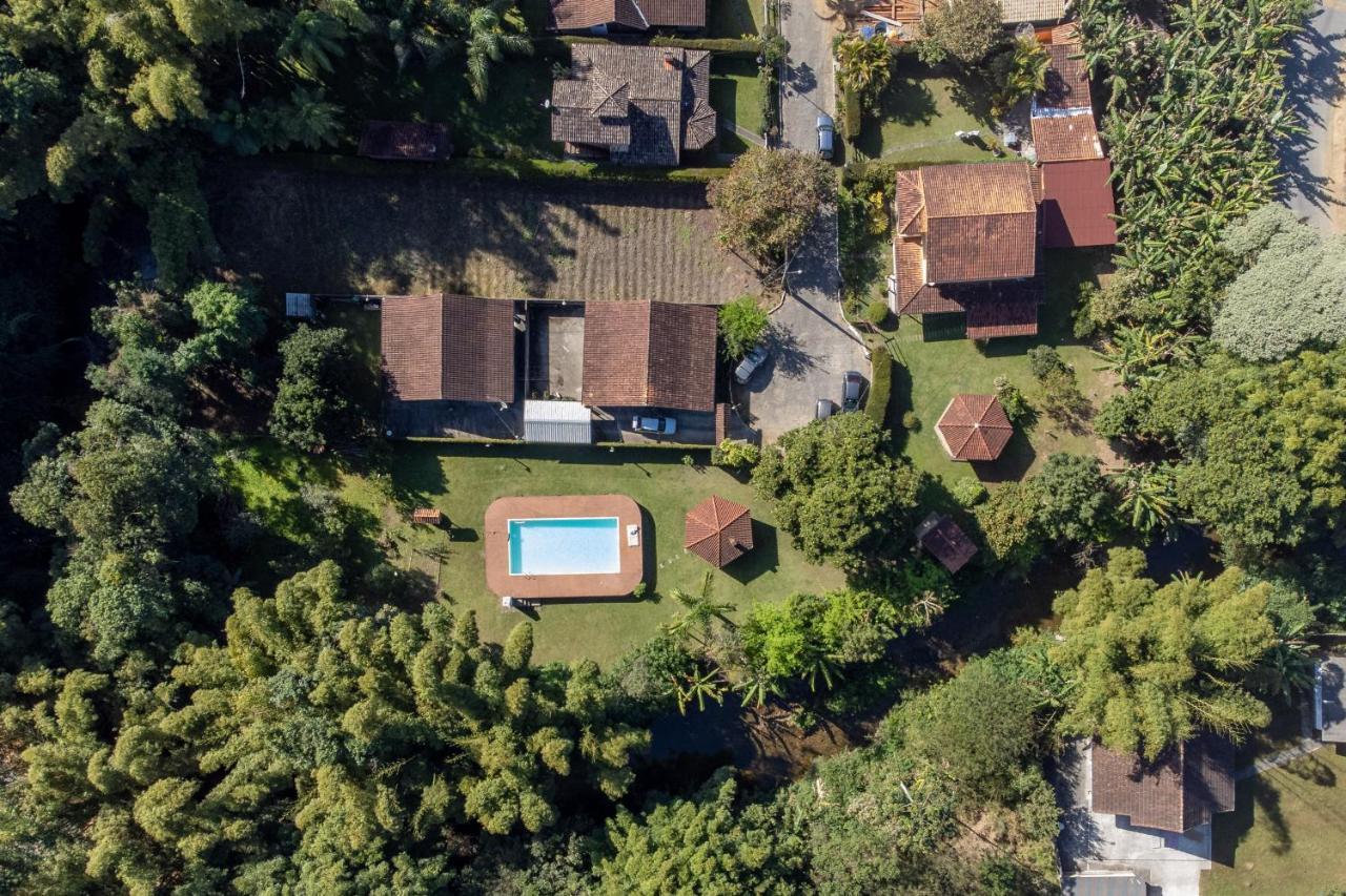 Rio Vista: Casa Familiar Com Piscina E Acesso Privativo Ao Rio *